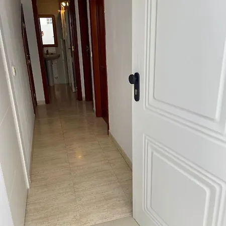 Doble Con Bano Entrada Privada Huespedes Rum i privatbostad